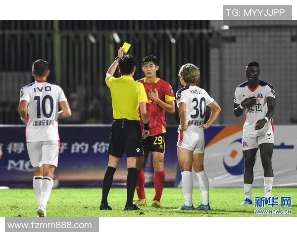 足球队黄牌球员数量分析：影响比赛的隐形因素和战术调整